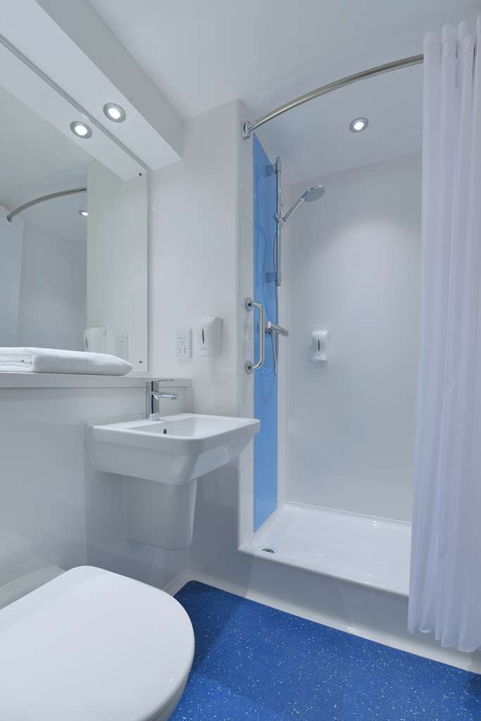 Travelodge Frimley Cameră foto
